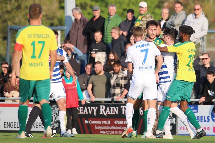 SV Straelen vs. MSV Duisburg (2021/22)_25