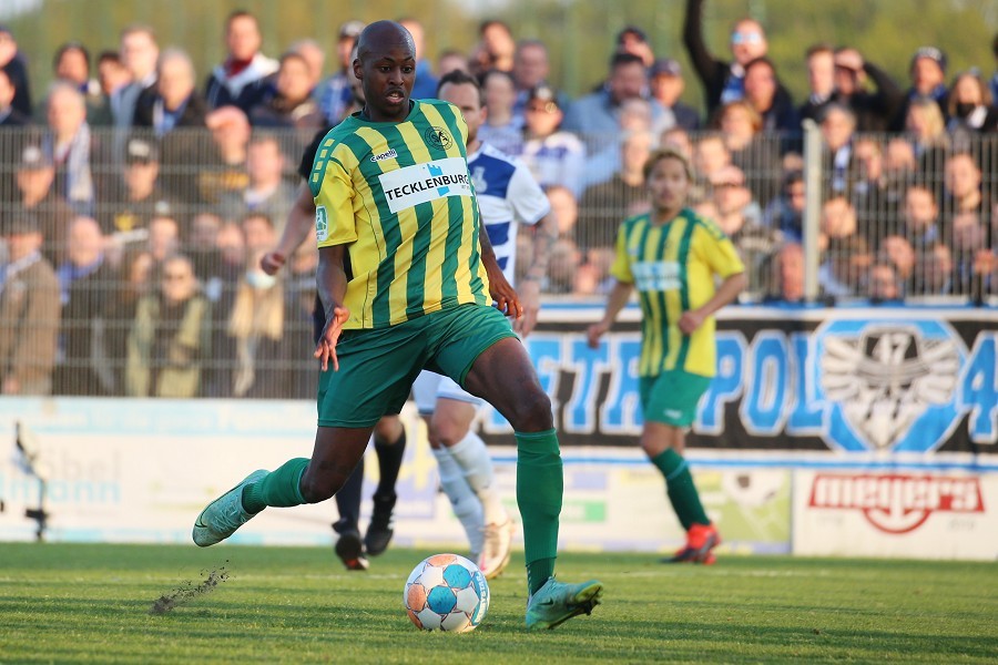 SV Straelen vs. MSV Duisburg (2021/22)_42