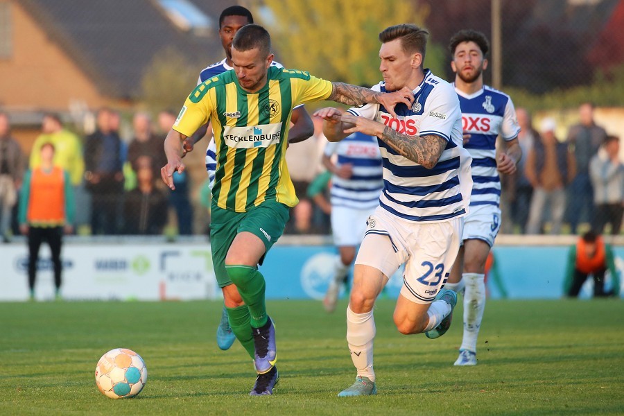 SV Straelen vs. MSV Duisburg (2021/22)_51