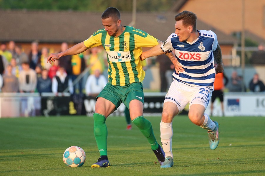 SV Straelen vs. MSV Duisburg (2021/22)_52