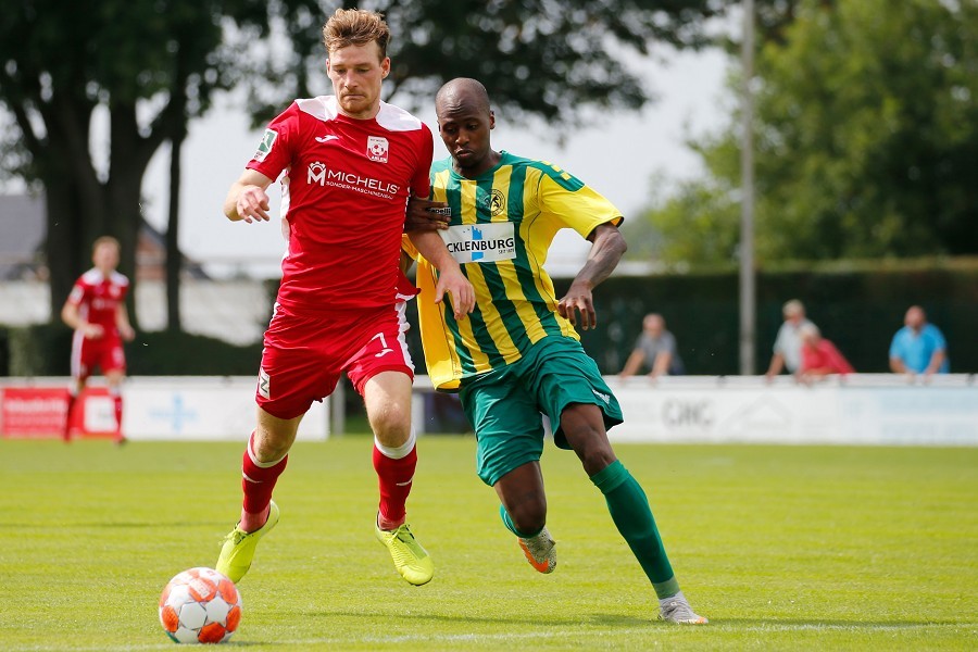 SV Straelen vs. RW Ahlen (2021/22)_27