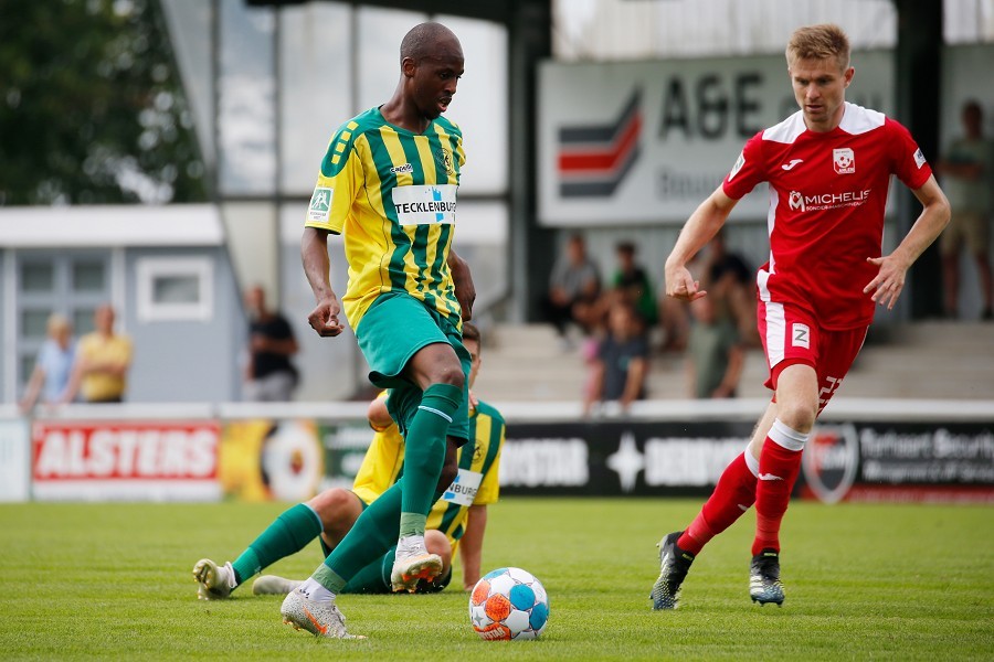 SV Straelen vs. RW Ahlen (2021/22)_32