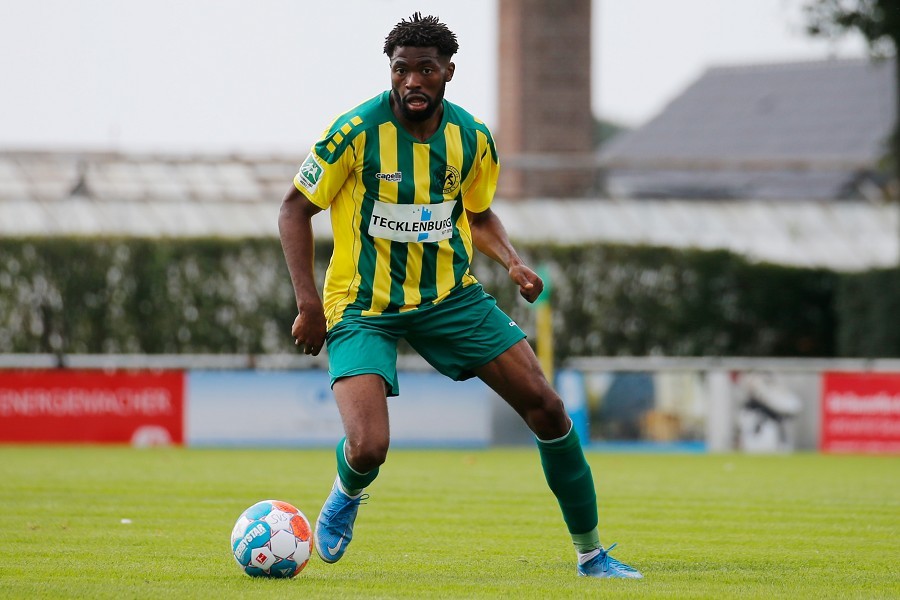 SV Straelen vs. RW Ahlen (2021/22)_37