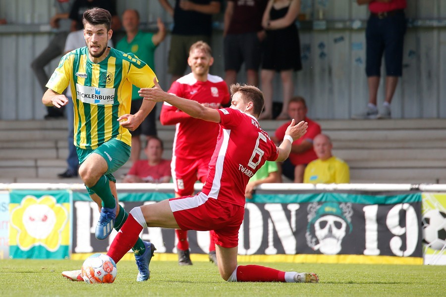 SV Straelen vs. RW Ahlen (2021/22)_39