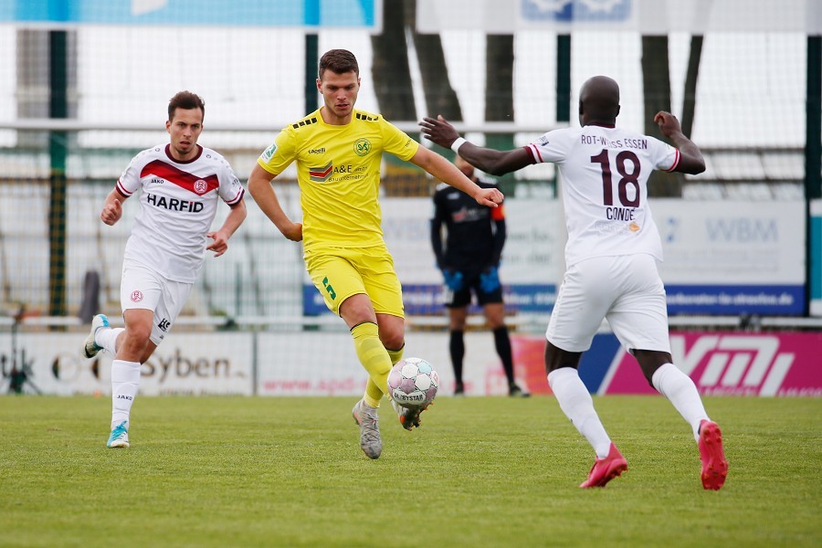 SV Straelen vs. RW Essen (2020/21)_55