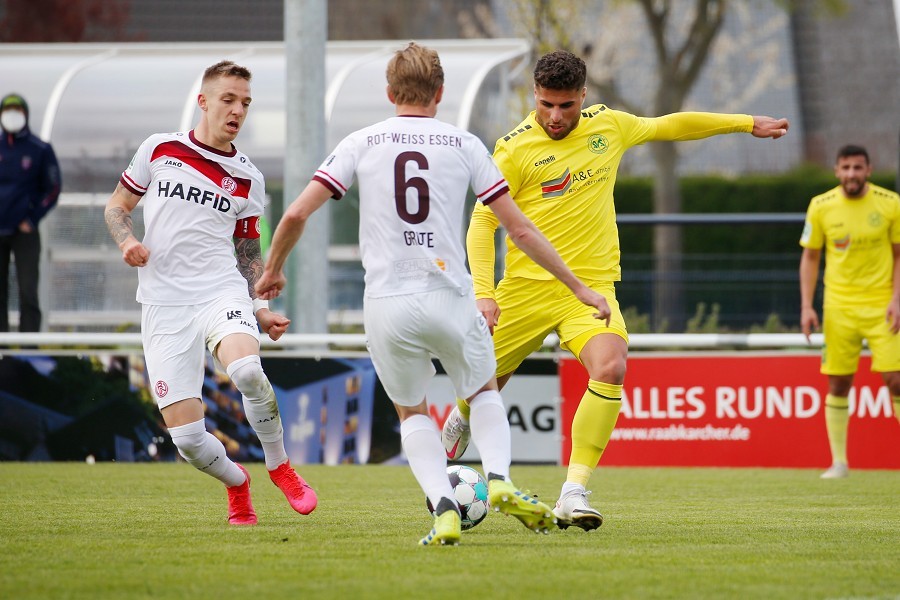 SV Straelen vs. RW Essen (2020/21)_8