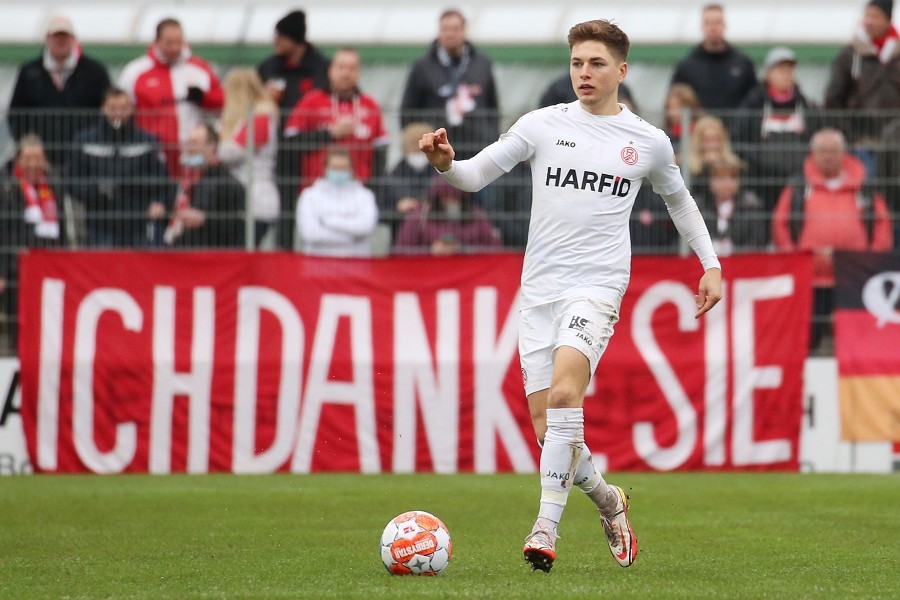 SV Straelen vs. RW Essen (2021/22)_11