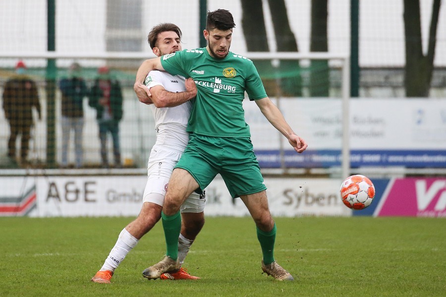 SV Straelen vs. RW Essen (2021/22)_26