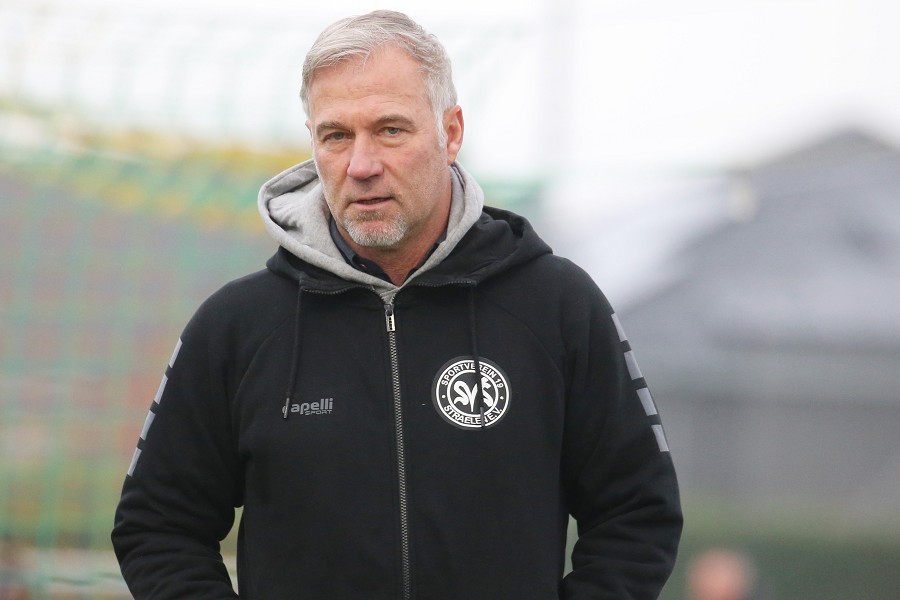 SV Straelen vs. RW Essen (2021/22)_2