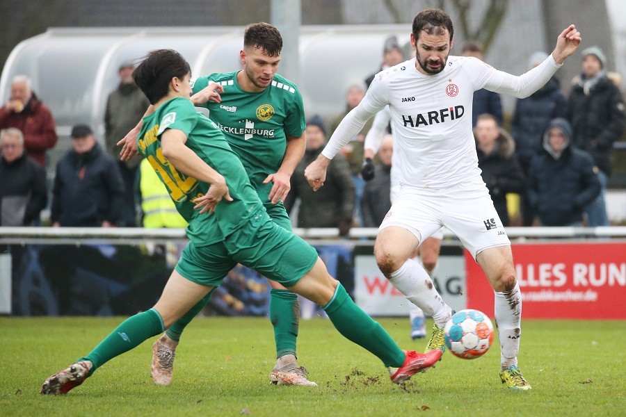 SV Straelen vs. RW Essen (2021/22)_34