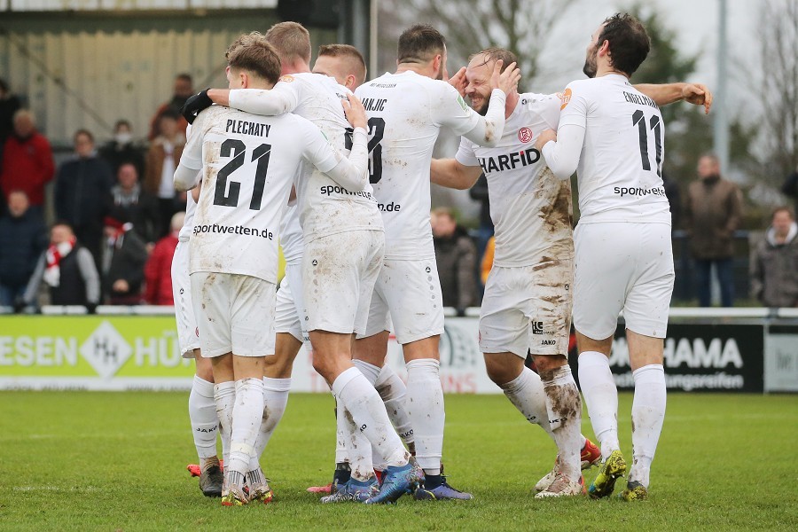 SV Straelen vs. RW Essen (2021/22)_35