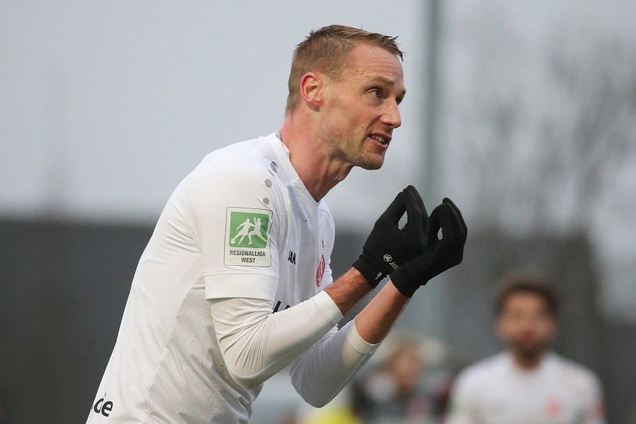 SV Straelen vs. RW Essen (2021/22)_47