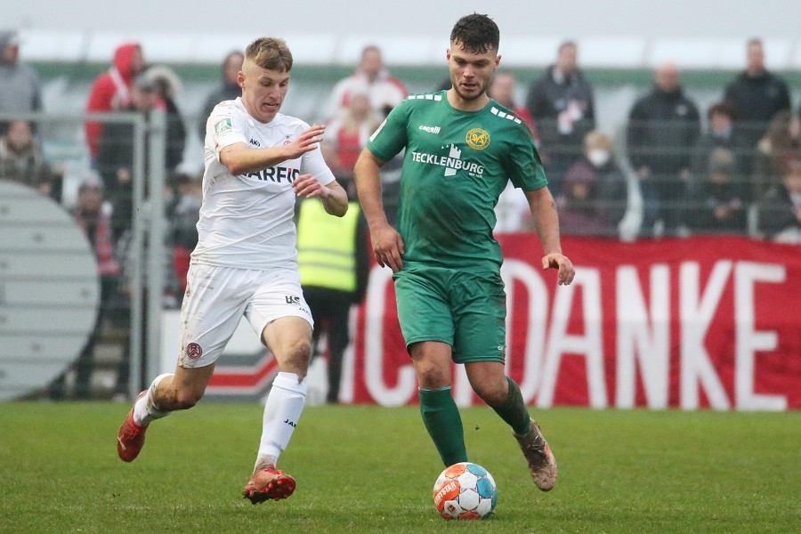 SV Straelen vs. RW Essen (2021/22)_54