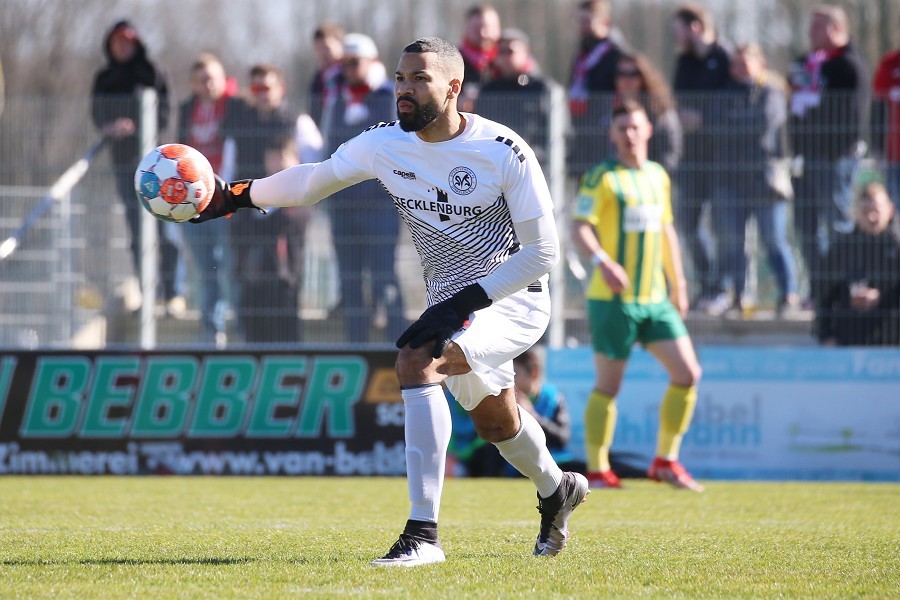 SV Straelen vs. RW Oberhausen (2021/22)_10