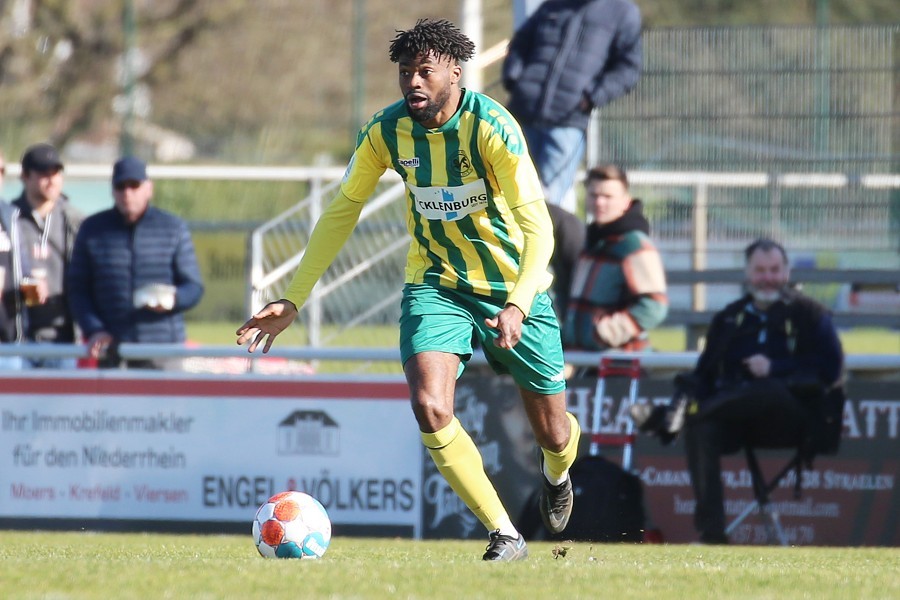 SV Straelen vs. RW Oberhausen (2021/22)_29