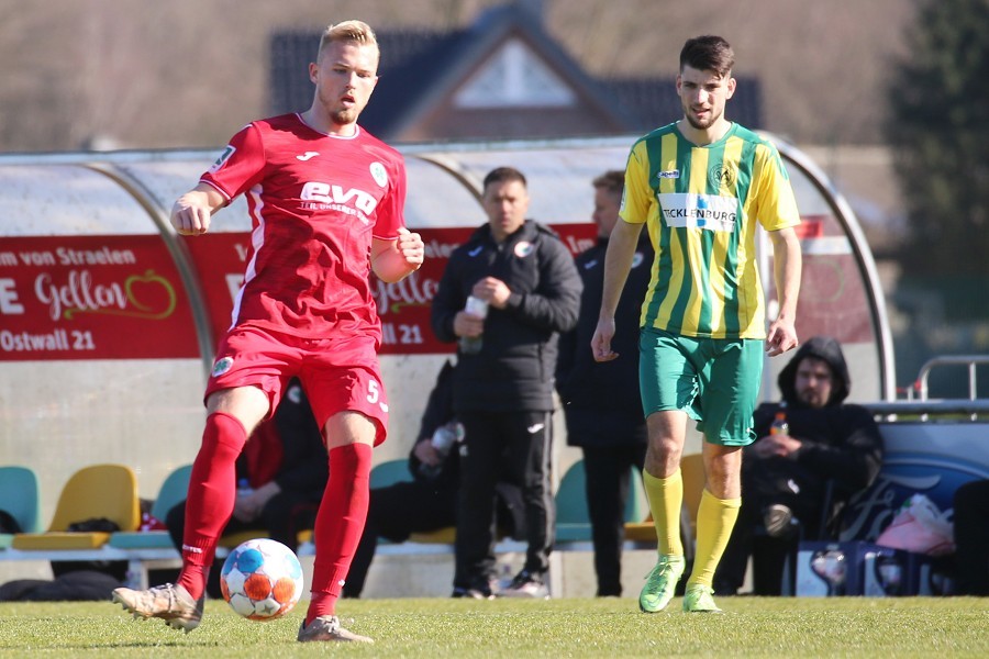 SV Straelen vs. RW Oberhausen (2021/22)_40