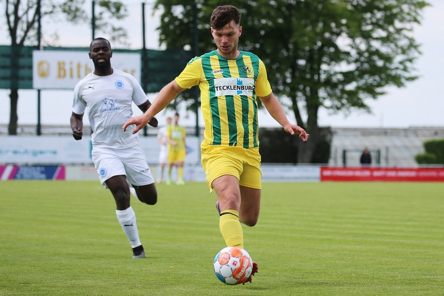 SV Straelen vs. Sportfreunde Lotte (2021/22)_13