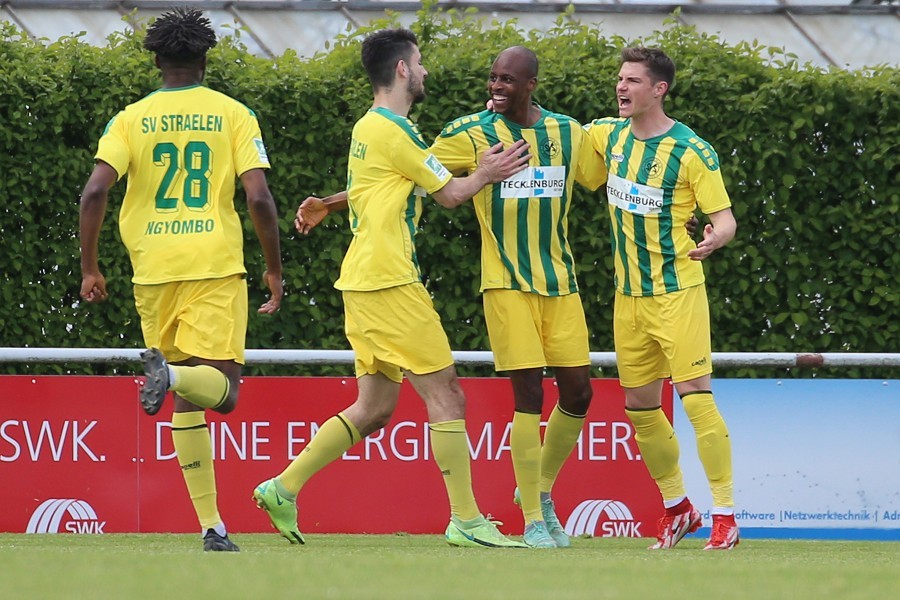 SV Straelen vs. Sportfreunde Lotte (2021/22)_18