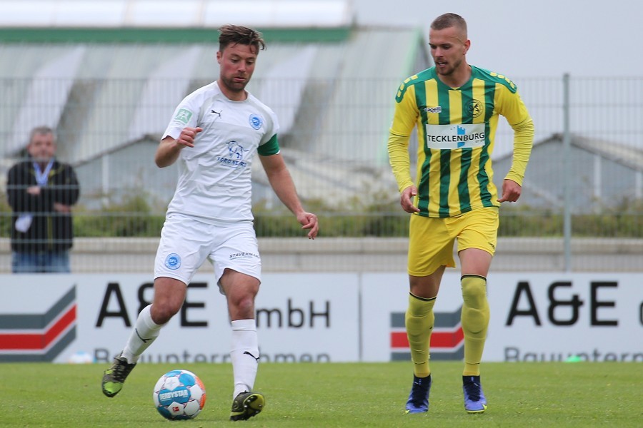 SV Straelen vs. Sportfreunde Lotte (2021/22)_48