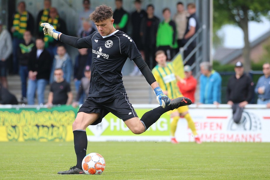SV Straelen vs. Sportfreunde Lotte (2021/22)_8