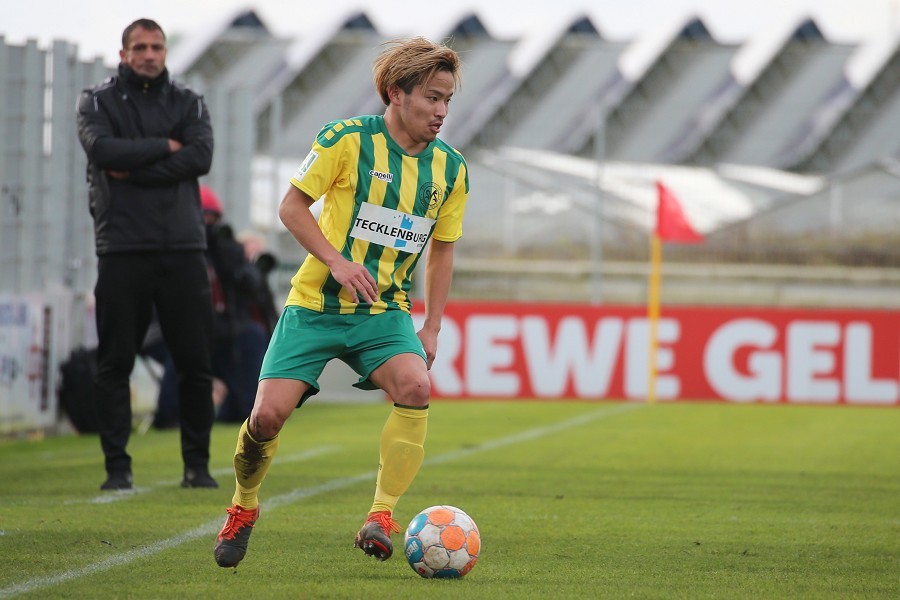 SV Straelen vs. VfB Homberg (2021/22)_10