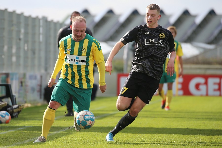 SV Straelen vs. VfB Homberg (2021/22)_14