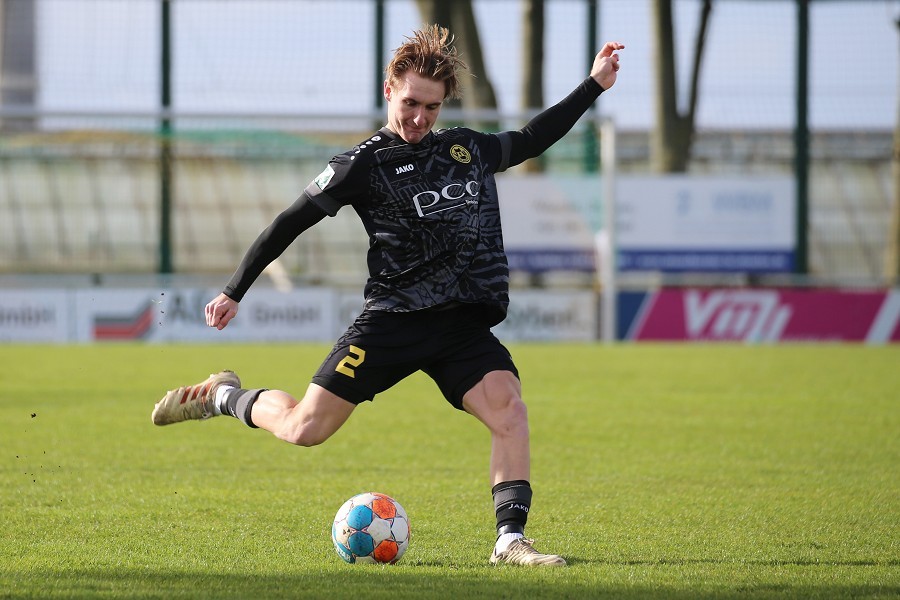 SV Straelen vs. VfB Homberg (2021/22)_1