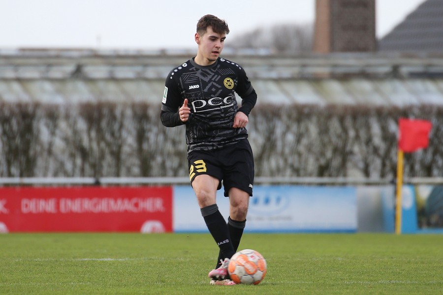 SV Straelen vs. VfB Homberg (2021/22)_22
