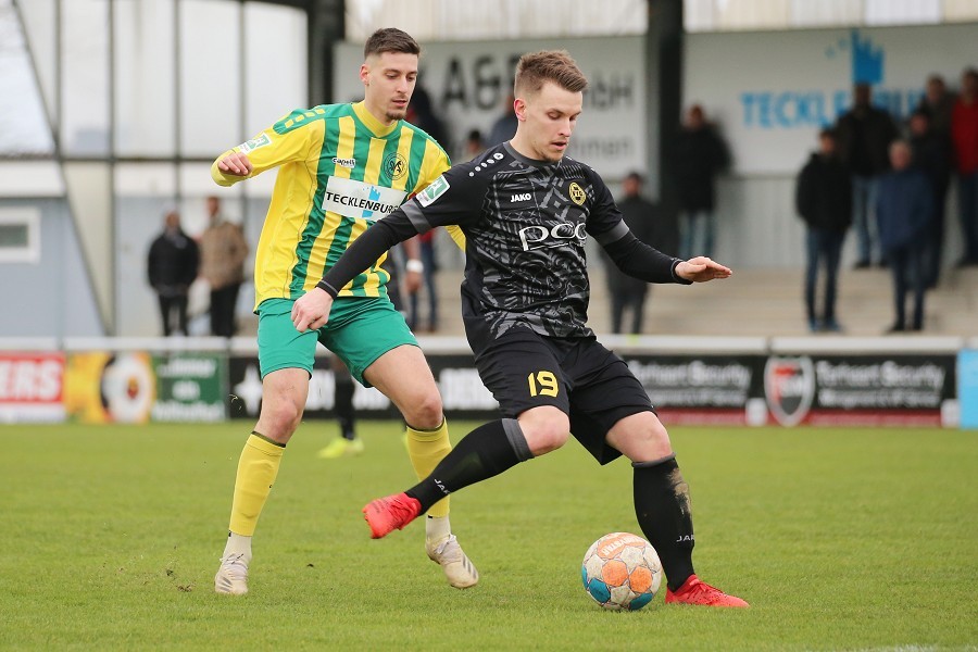 SV Straelen vs. VfB Homberg (2021/22)_47