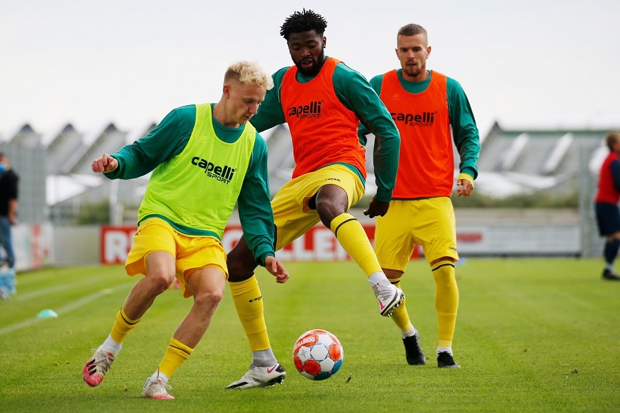 SV Straelen vs. Wuppertaler SV (2021/22)_5
