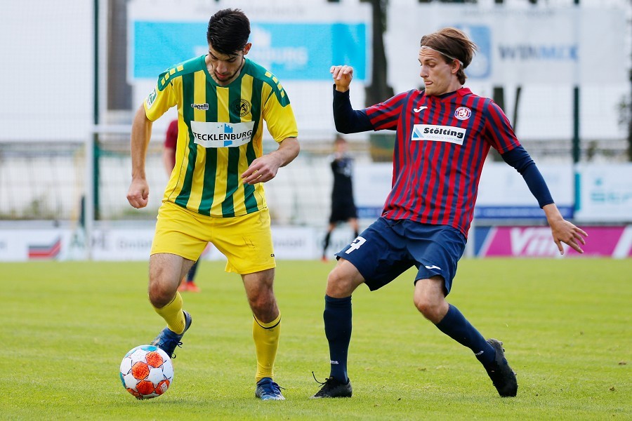 SV Straelen vs. Wuppertaler SV (2021/22)_60