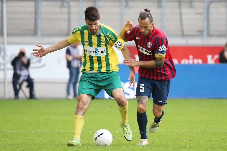 SV Straelen vs. Wuppertaler SV (2021/22)_10