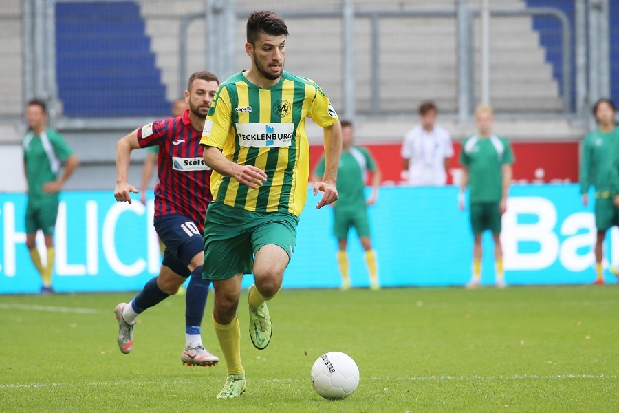 SV Straelen vs. Wuppertaler SV (2021/22)_38