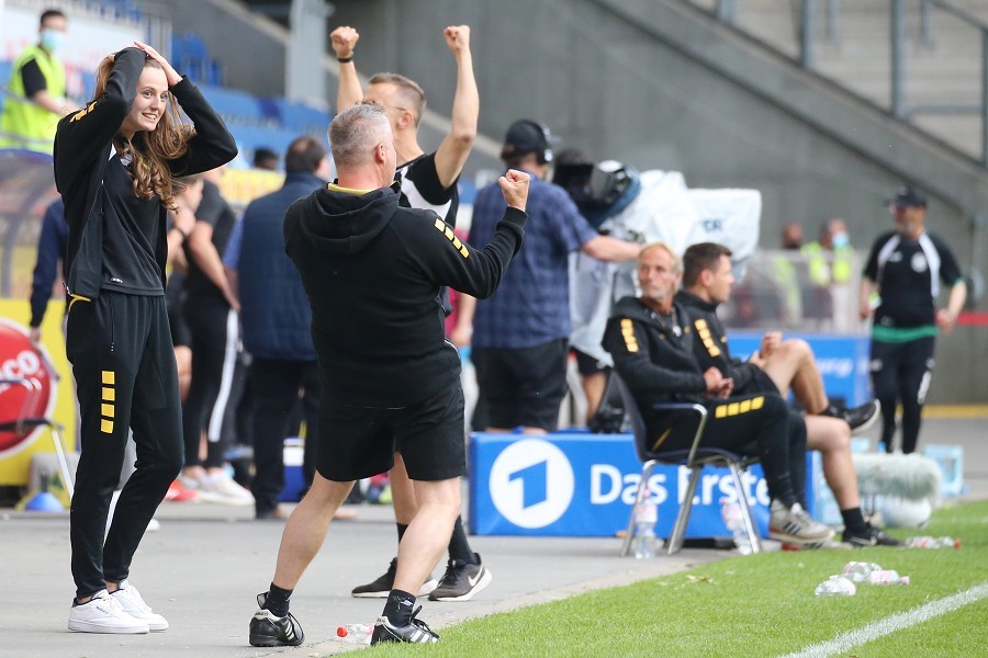 SV Straelen vs. Wuppertaler SV (2021/22)_5