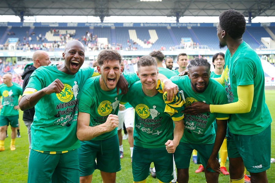 SV Straelen vs. Wuppertaler SV (2021/22)_7