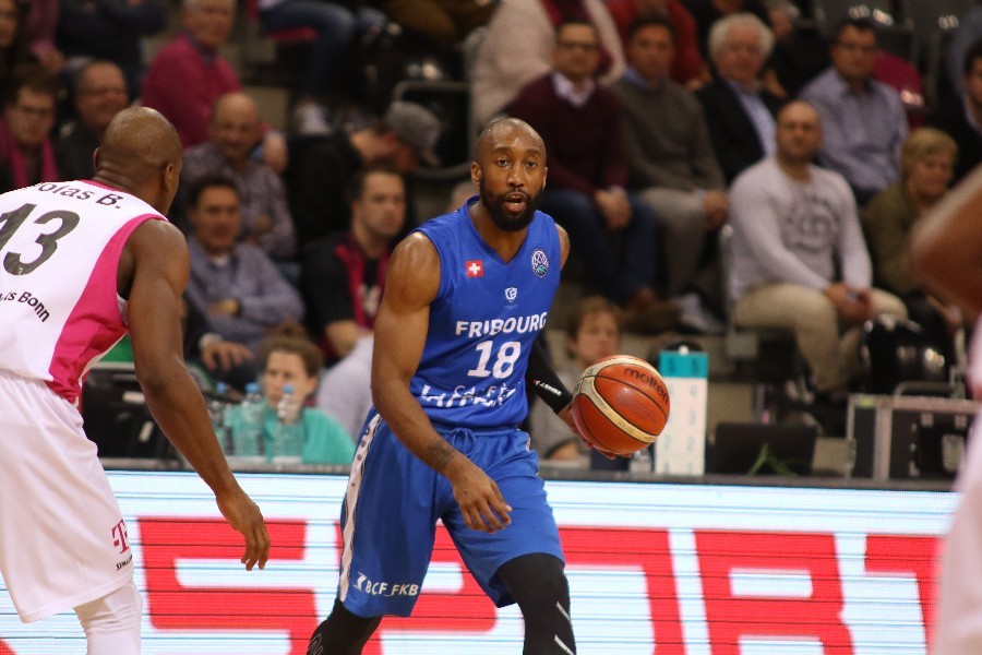 Telekom Baskets Bonn-  Fribourg Olympic Basket (2018/19)_11