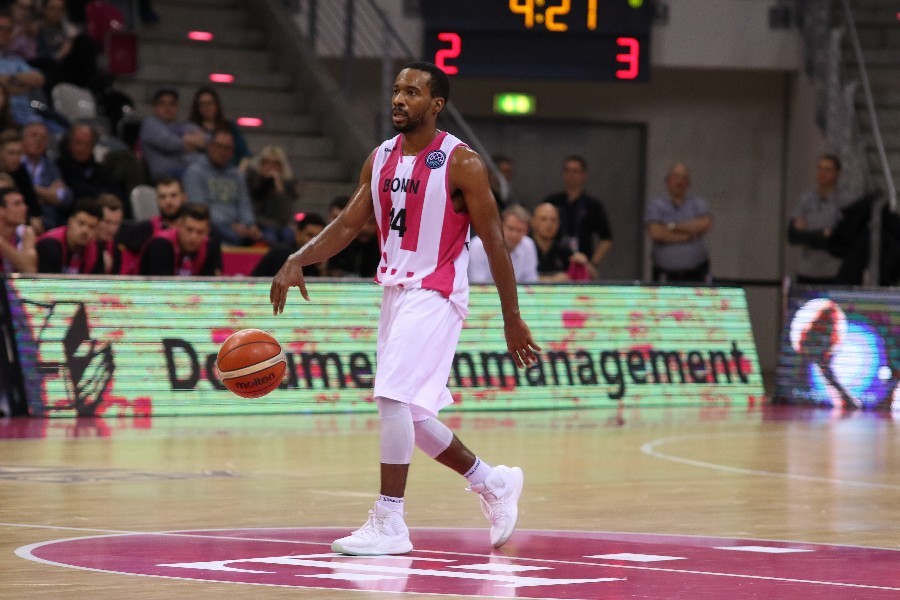 Telekom Baskets Bonn-  Fribourg Olympic Basket (2018/19)_30