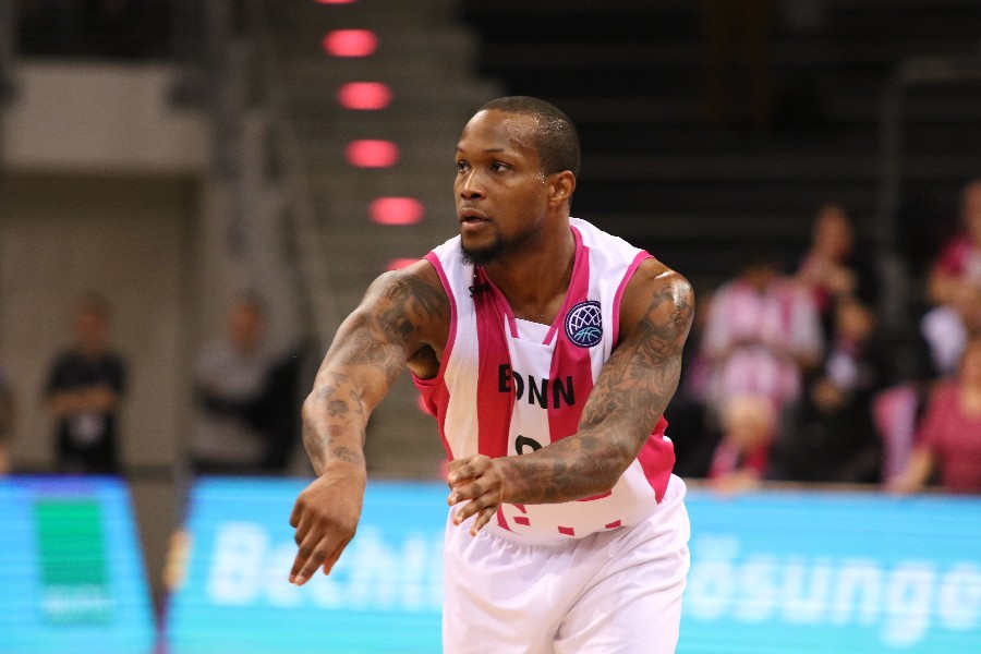 Telekom Baskets Bonn-  Fribourg Olympic Basket (2018/19)_31
