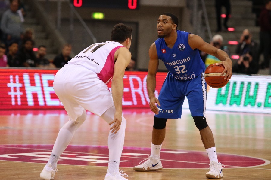 Telekom Baskets Bonn-  Fribourg Olympic Basket (2018/19)_7