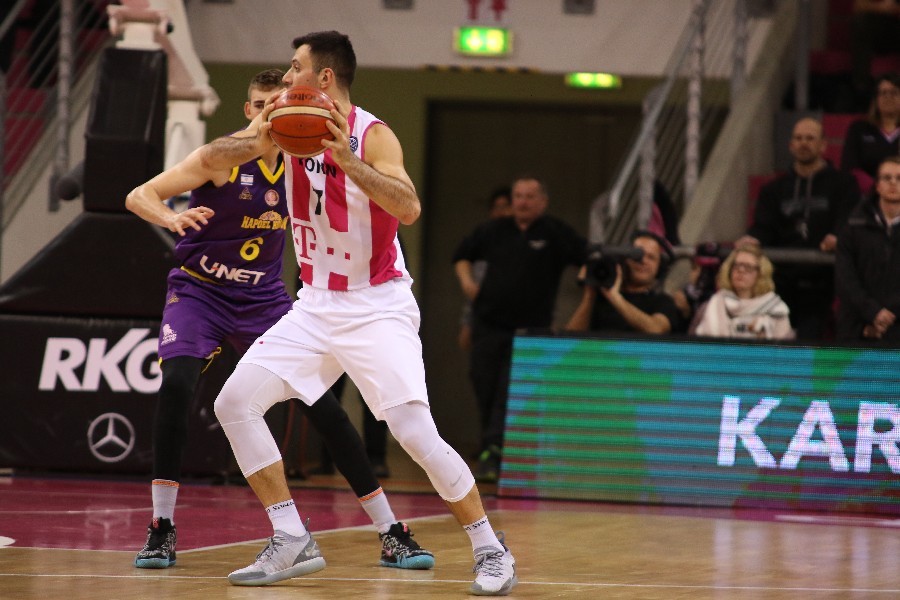 Telekom Baskets Bonn- Hapoel Holon (2018/19)_14