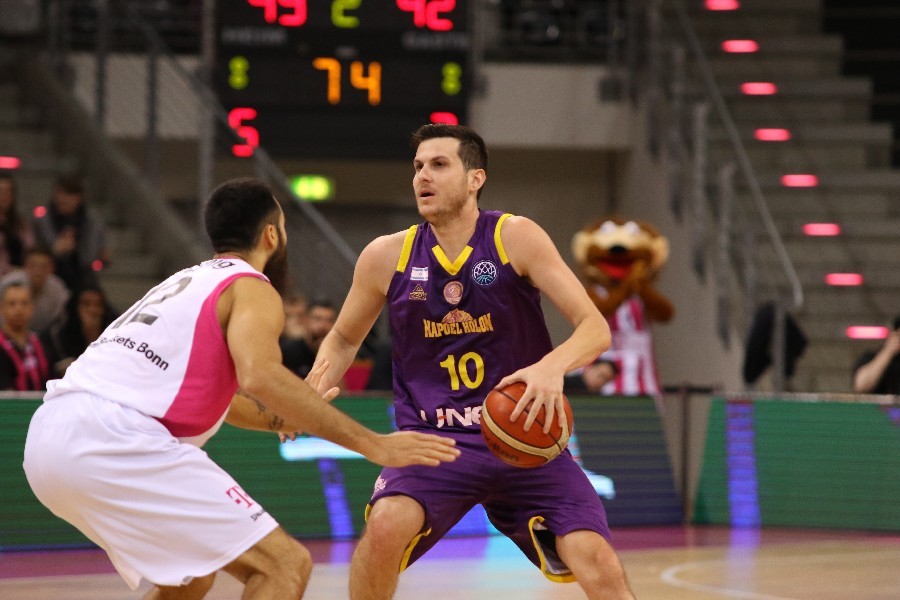 Telekom Baskets Bonn- Hapoel Holon (2018/19)_15