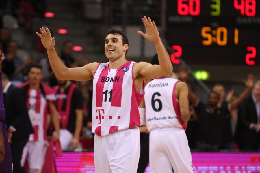 Telekom Baskets Bonn- Hapoel Holon (2018/19)_22