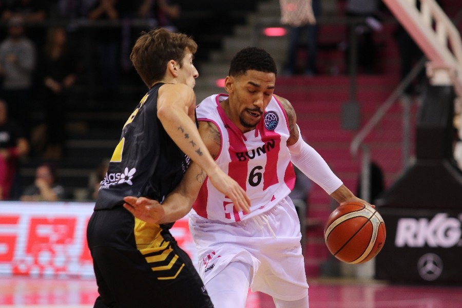 Telekom Baskets Bonn- Iberostar Tenerife (2018/19)_12