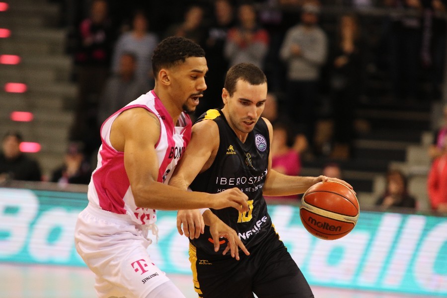 Telekom Baskets Bonn- Iberostar Tenerife (2018/19)_26