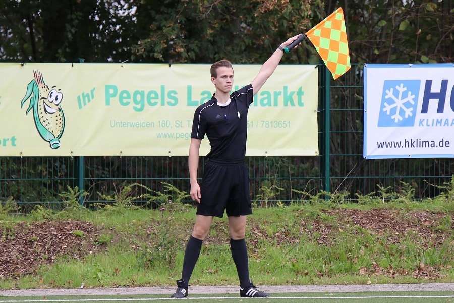 Teutonia St. Tönis vs. 1. FC Mönchengladbach (2020/21)_17