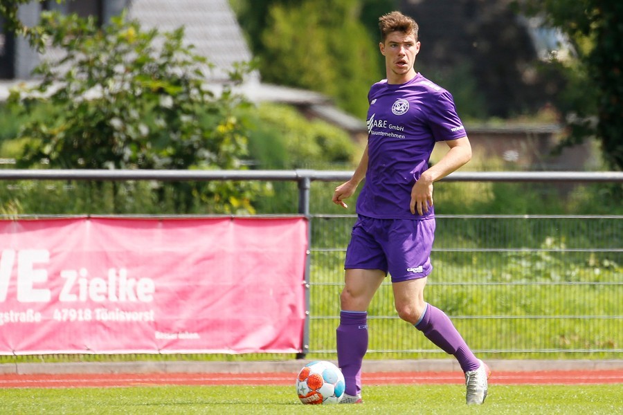 Teutonia St. Tönis vs. SV Straelen (2021/22)_11