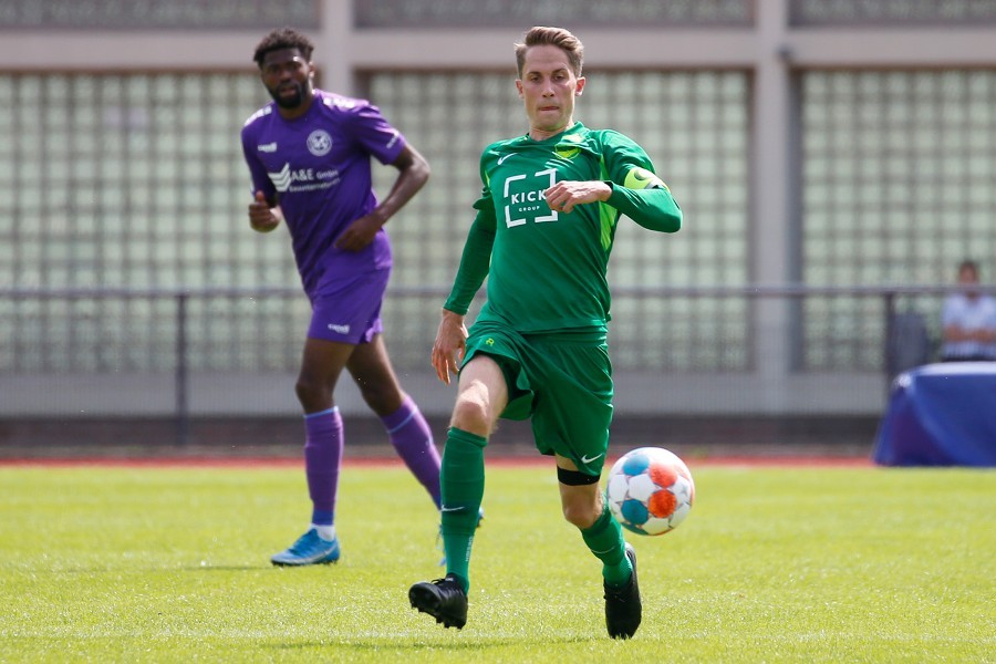 Teutonia St. Tönis vs. SV Straelen (2021/22)_12
