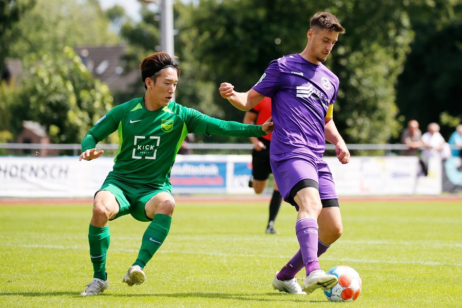 Teutonia St. Tönis vs. SV Straelen (2021/22)_15