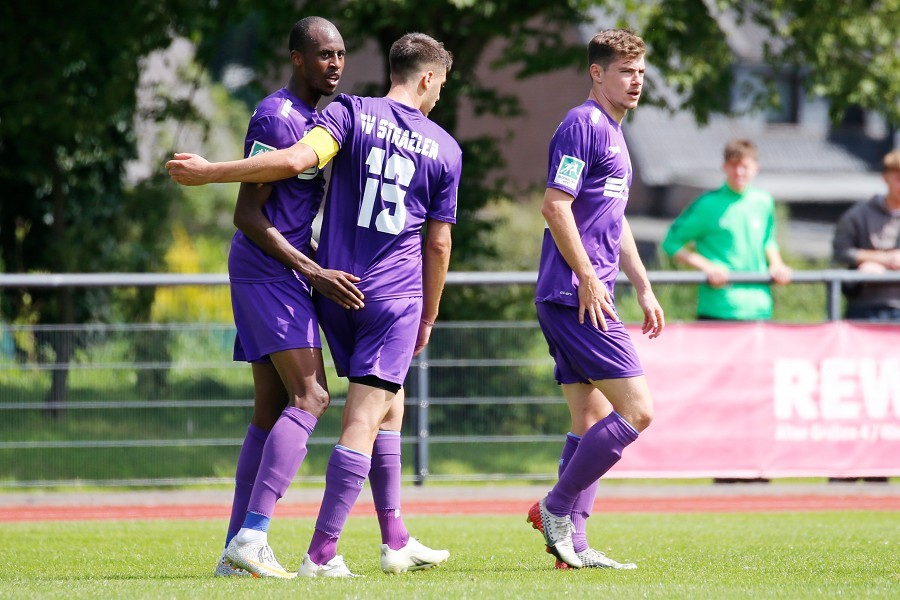 Teutonia St. Tönis vs. SV Straelen (2021/22)_33