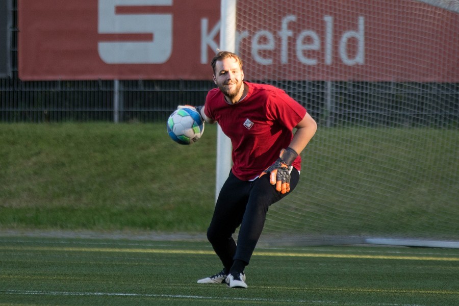 Training 1. FC Viersen A-Jugend/ Zweite (01.06.2021)_12